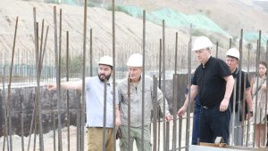 Head of Ministry of Emergency Situations Inspects Progress of Dam Construction in Almaty