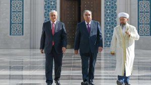 Kassym-Jomart Tokayev and Emomali Rahmon Visit Astana's Main Mosque