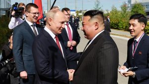 "Putin's Meeting with Kim Jong Un: Missiles and Investments"