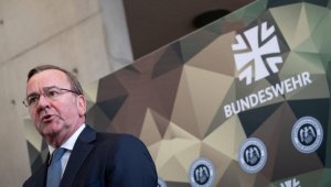 German Defence Minister Warns of War in Europe Amid Bundeswehr Reforms